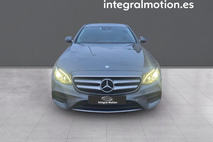 MERCEDES-BENZ E E 220 d 4MATIC