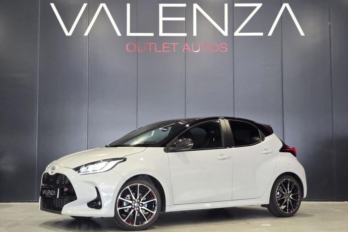 TOYOTA YARIS GR SPORT PLUS