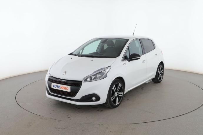 PEUGEOT 208 1.2 PureTech GT Line