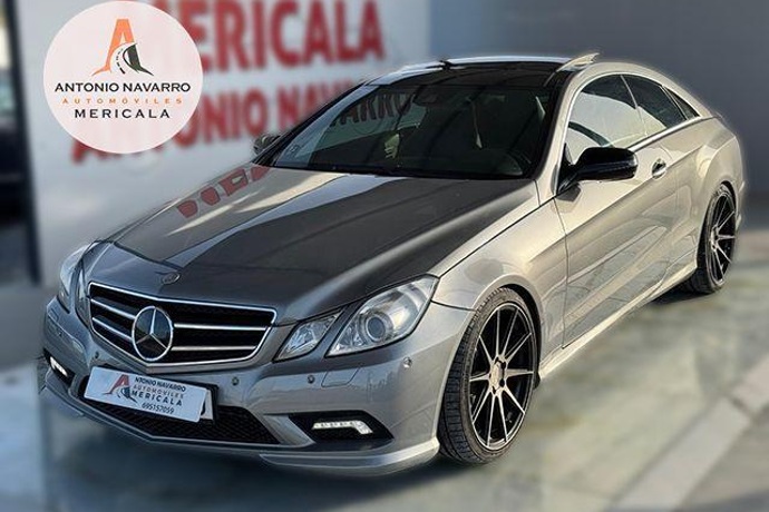 MERCEDES-BENZ E 350 CGI Coupé BlueEFFICIENCY Avantg.