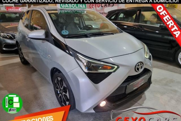 TOYOTA AYGO 5p 70 x-play