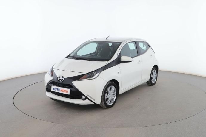TOYOTA AYGO 1.0 X-Play