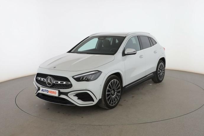 MERCEDES-BENZ GLA 200 D AMG LINE