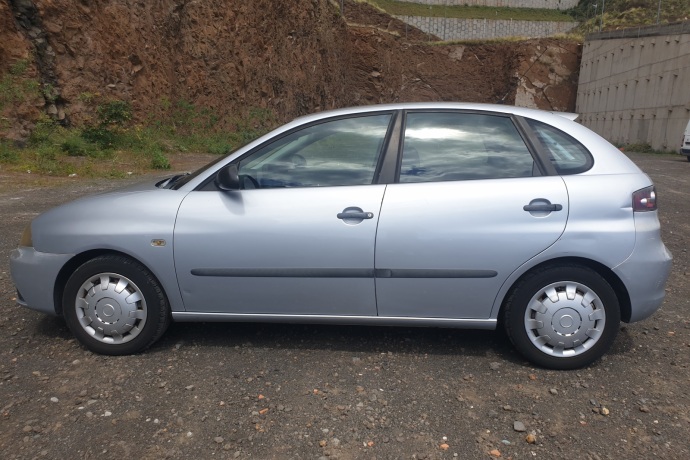 SEAT IBIZA 1.4 16V COOL