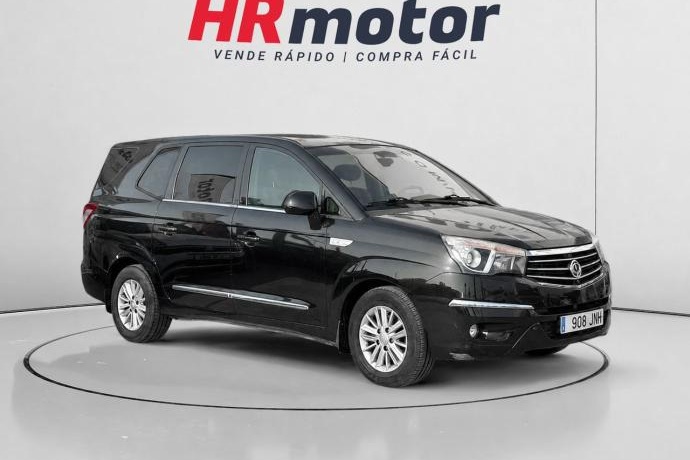 SSANGYONG RODIUS D22T Line 131 kW (178 CV)