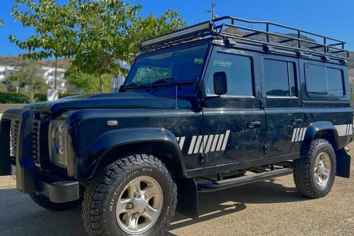 LAND-ROVER DEFENDER LARGO
