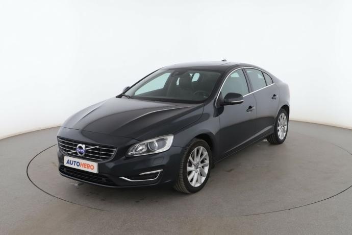 VOLVO S60 2.0 D4 Summum