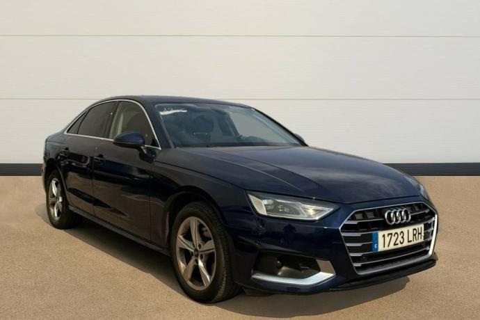 AUDI A4 2.0 30 TDI S TRONIC ADVANCED 136 4P