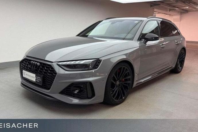 AUDI A4 RS4 Avant TFSI quattro tiptronic