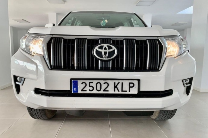 TOYOTA LAND CRUISER 2.8 D4D