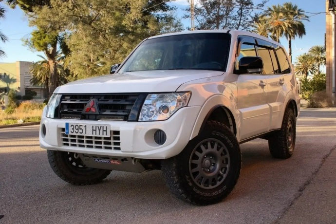 MITSUBISHI MONTERO 3.2DI-D Spirit Spiri