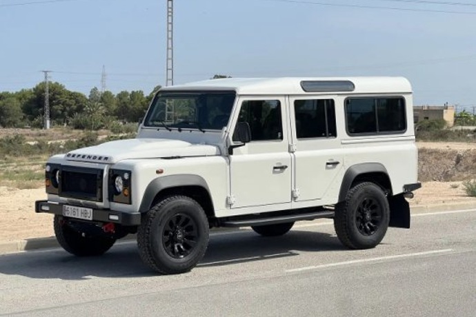 LAND-ROVER DEFENDER Comercial 110 SW E
