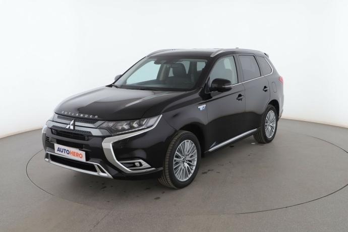 MITSUBISHI OUTLANDER PHEV Kaiteki 4WD