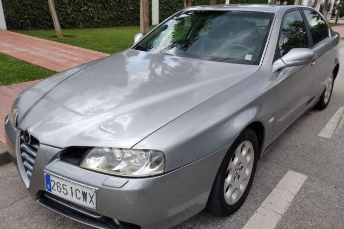 ALFA ROMEO 166 2.4 JTD 10v 150 CV Distinctive