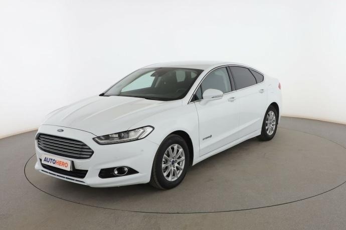 FORD MONDEO 2.0 Hybrid Titanium
