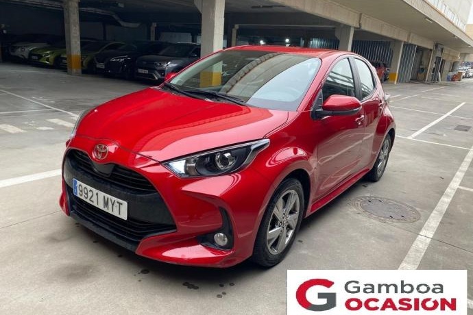 TOYOTA YARIS 1.5 120H Active Plus