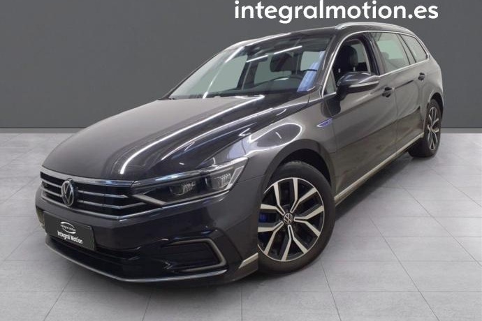 VOLKSWAGEN PASSAT Variant GTE 1.4 TSI e-Power 115kW + 85kW