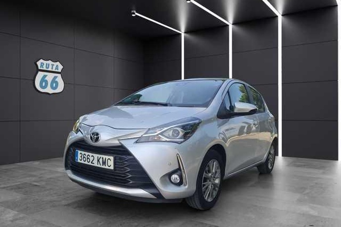 TOYOTA YARIS 1.5 Active 82 kW (111 CV)