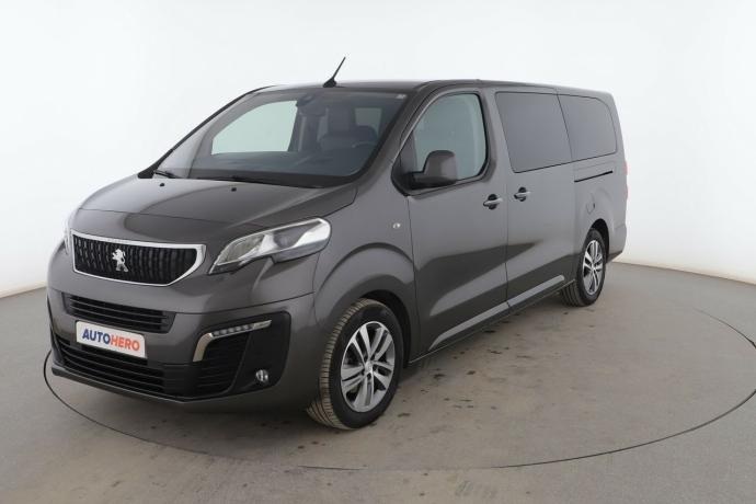 PEUGEOT TRAVELLER Business Vip