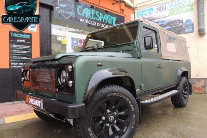LAND-ROVER DEFENDER 110 2.5 Td5 S.W.