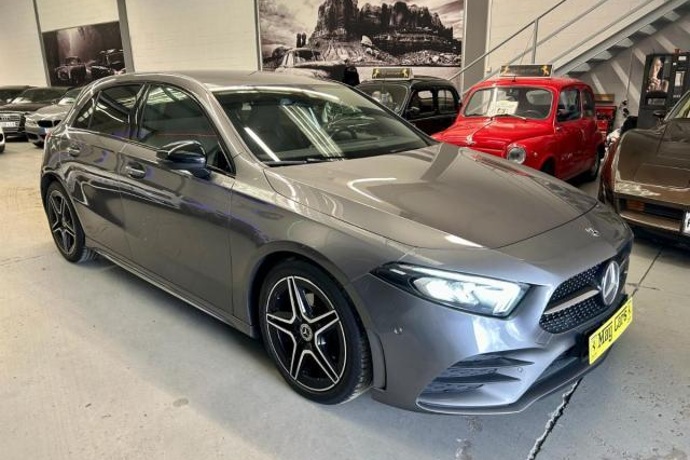MERCEDES-BENZ A A 180 d