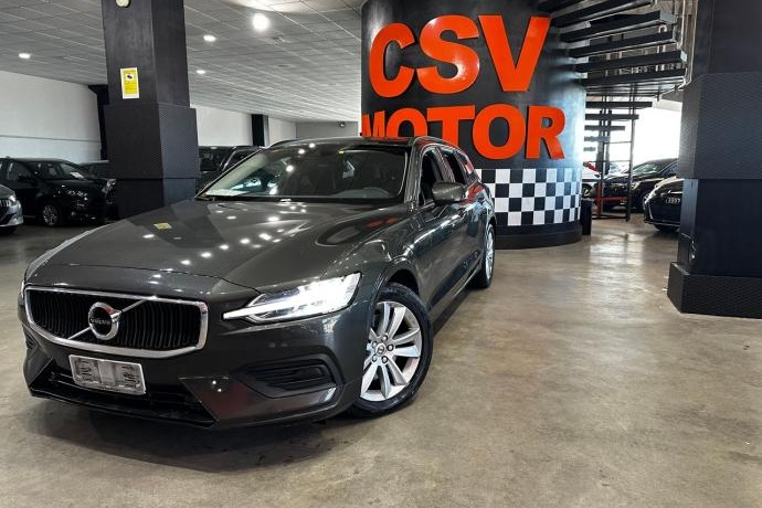 VOLVO V60 2.0 B4 (G) Momentum Auto