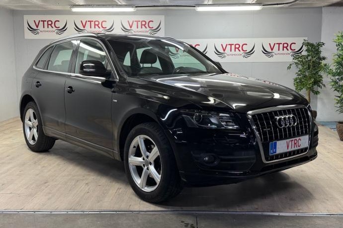 AUDI Q5 S-LINE