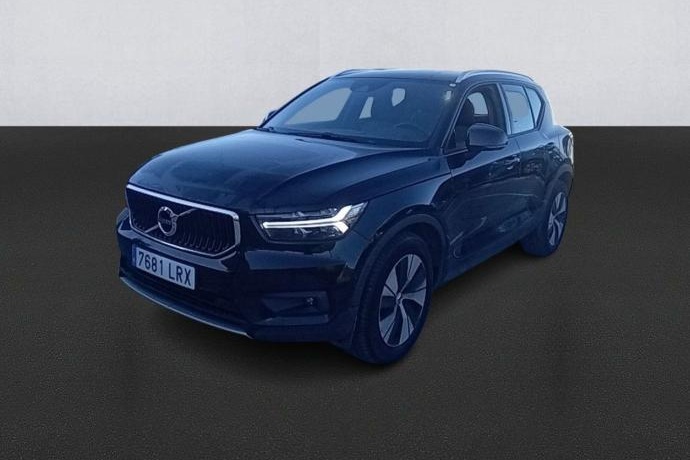 VOLVO XC40 2.0 D3 Momentum Pro Auto