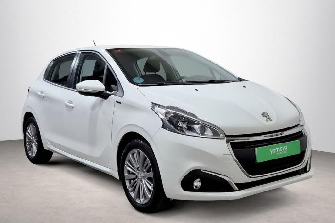PEUGEOT 208 5P Signature 1.2L PureTech 60KW (82CV)