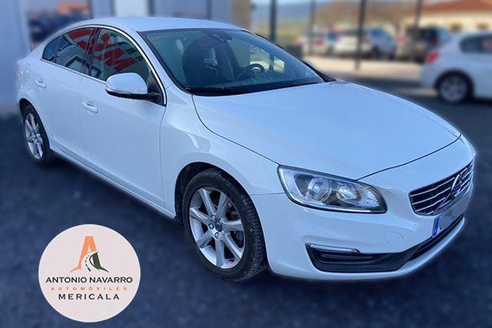 VOLVO S60 D3 MOMENTUM