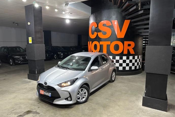 MAZDA 2 1.5 85 kW (116 CV) CVT Centre-line