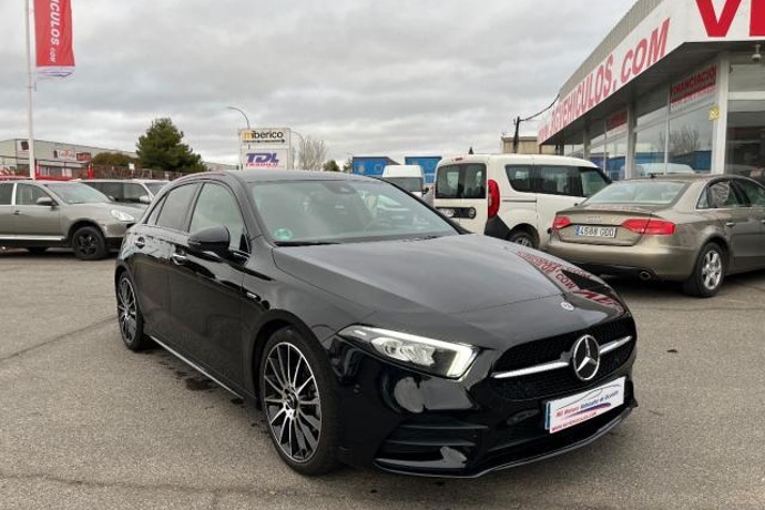 MERCEDES-BENZ A A 180 Coupé BlueEFFICIENCY