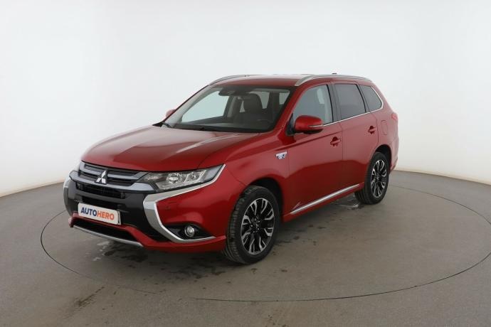 MITSUBISHI OUTLANDER PHEV Kaiteki 4WD