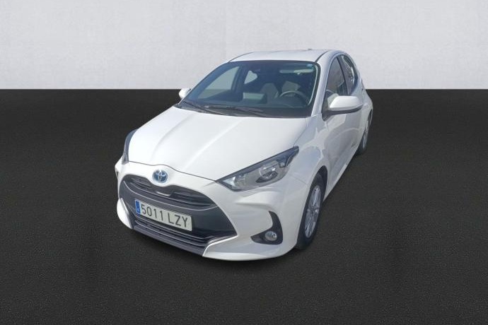 TOYOTA YARIS 1.5 120H Business Plus