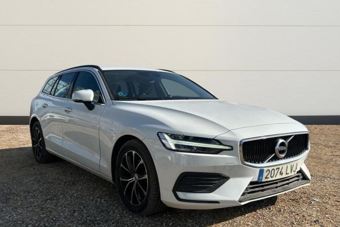 VOLVO V60 2.0 B4 D MOMENTUM PRO AUTO 197 5P