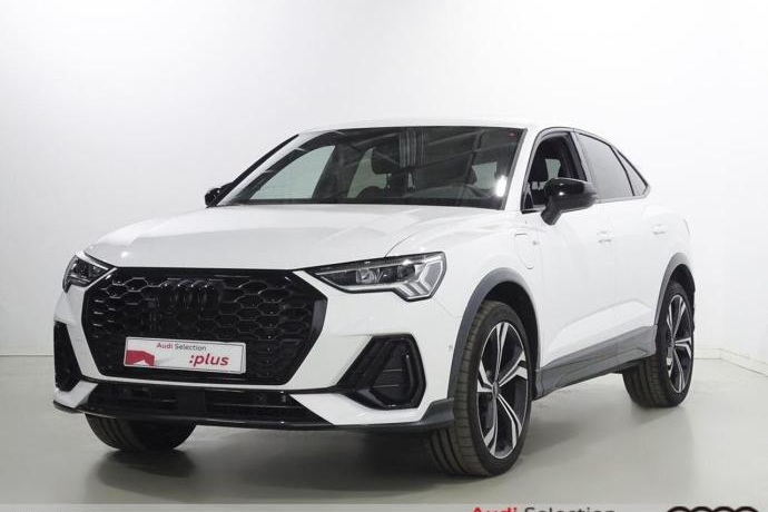 AUDI Q3 Black Line 45 TFSI e 180 kW (245 CV) S tronic