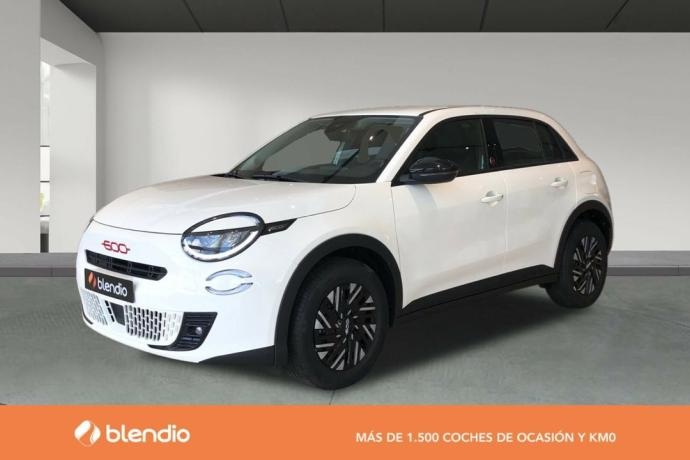 FIAT 600 BEV 54KWH RED 156CV 5P