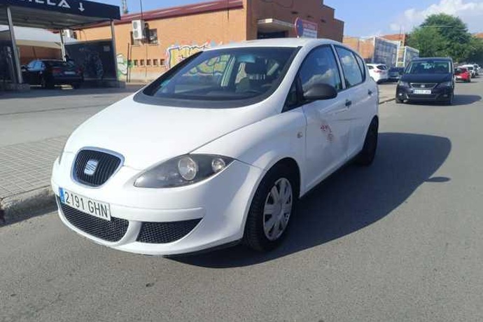 SEAT TOLEDO 1.6 Style 75 kW (102 CV)
