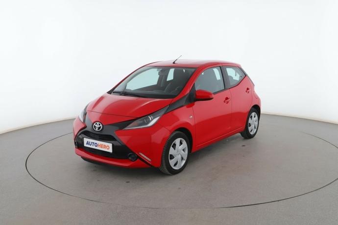 TOYOTA AYGO 1.0 X-Play