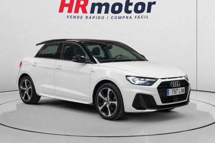 AUDI A1 Adrenalin 30 TFSI 81 kW (110 CV) S tronic