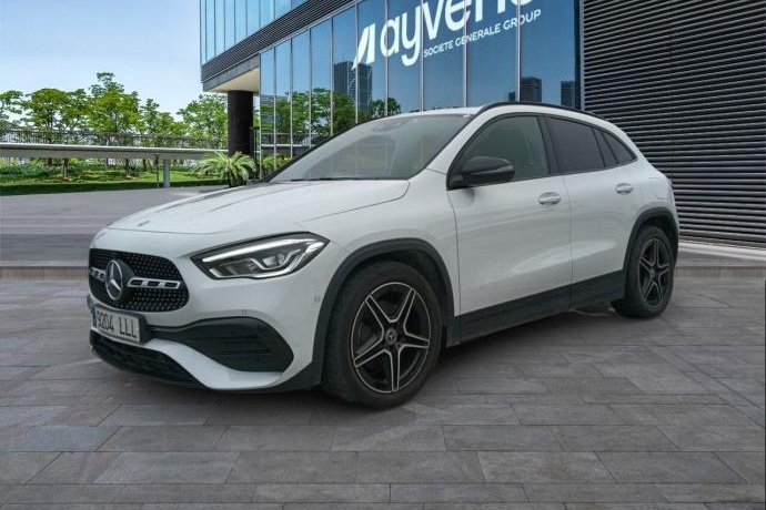 MERCEDES-BENZ GLA GLA 200 d