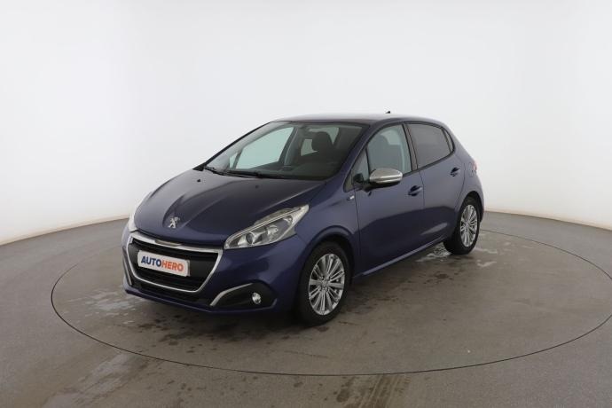 PEUGEOT 208 1.2 PURETECH STYLE