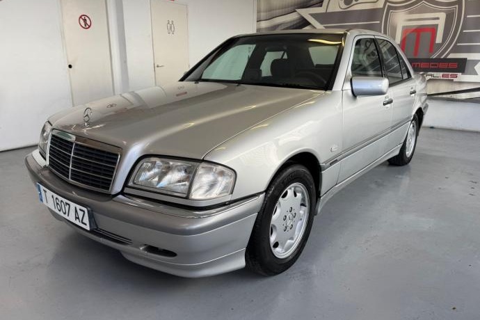 MERCEDES-BENZ C 220CDI ELEGANCE