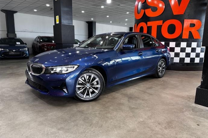 BMW SERIE 3 330e
