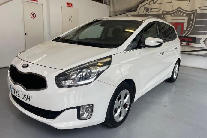 KIA CARENS 1.7 CRDi VGT Emotion DCT 7pl Lux