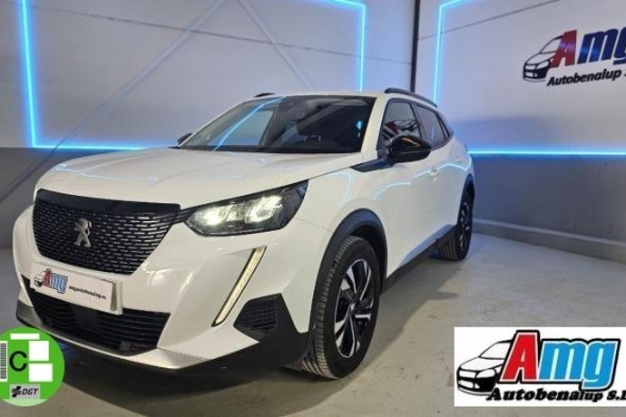 PEUGEOT 2008 Allure BlueHDi 110