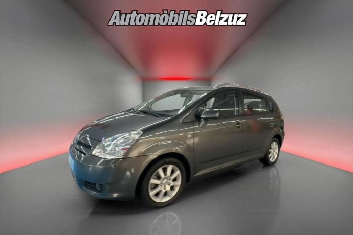 TOYOTA COROLLA VERSO AUTOMÁTICO. 7 PLAZAS
