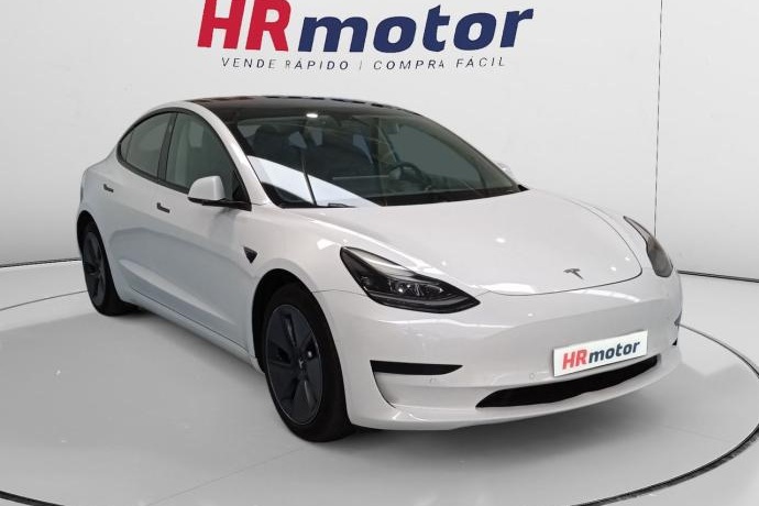 TESLA MODEL 3 Standard Plus RWD