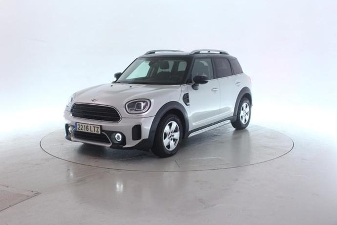 MINI COUNTRYMAN Cooper D 110 kW (150 CV)