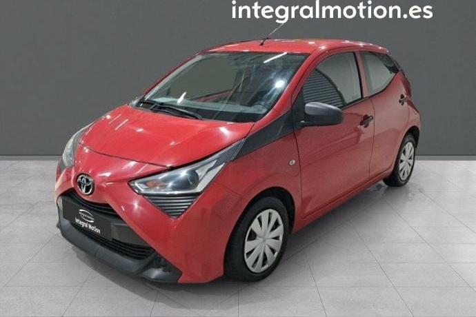 TOYOTA AYGO 1.0 70 x-play